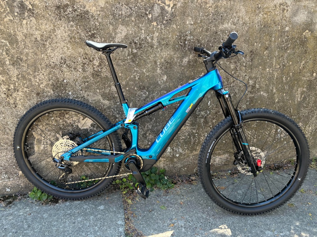 Cube Stereo ONE44 Race Nebula 1